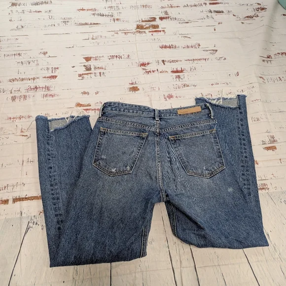 Grlfrnd Helena Distressed Jeans - Picture 2 of 6